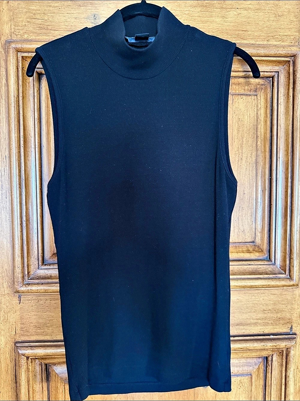 Bar III Black Ribbed Sleeveless Mock Neck Tank